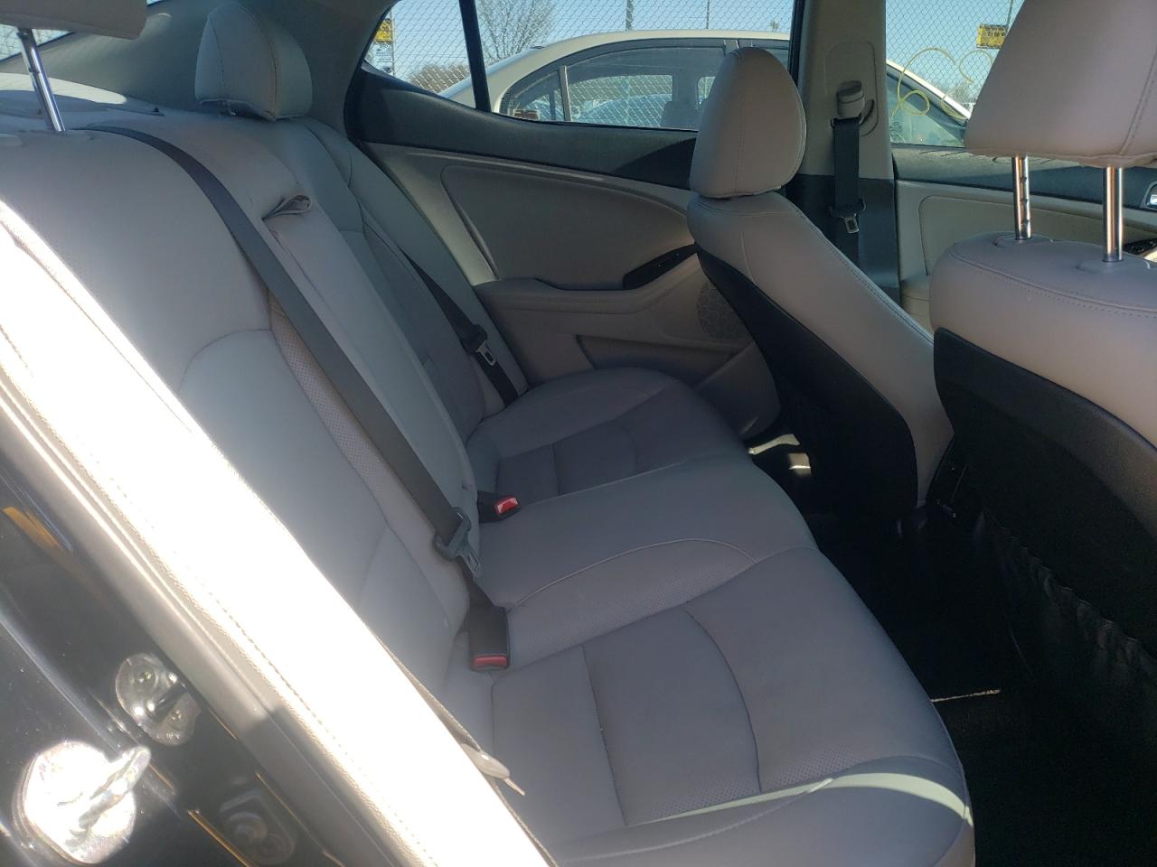 Photo 6 from auction – 2015 KIA OPTIMA EX with VIN 5XXGN4A70FG501383