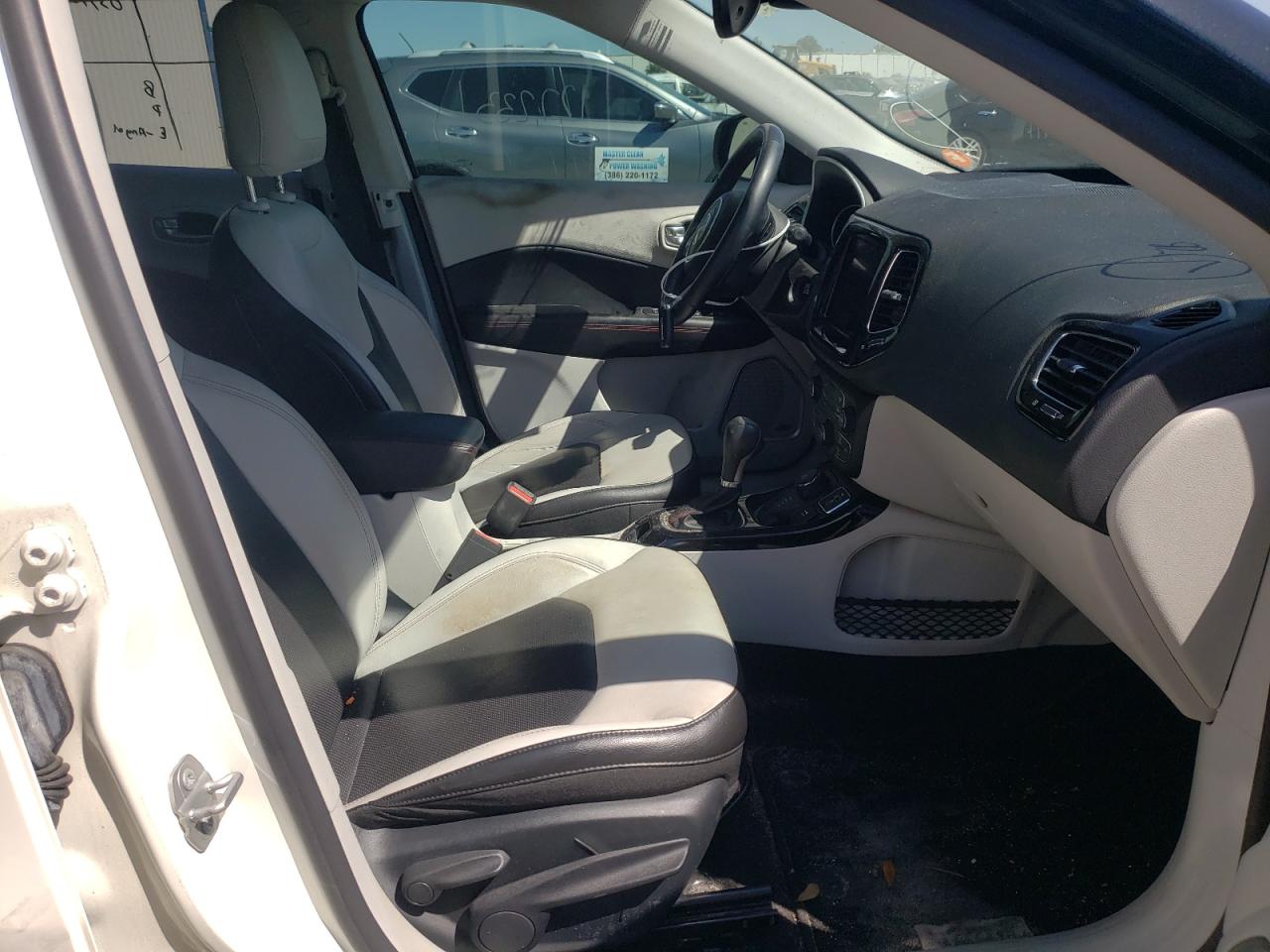 Photo 5 from auction – 2018 JEEP COMPASS LI with VIN 3C4NJDCB9JT261686
