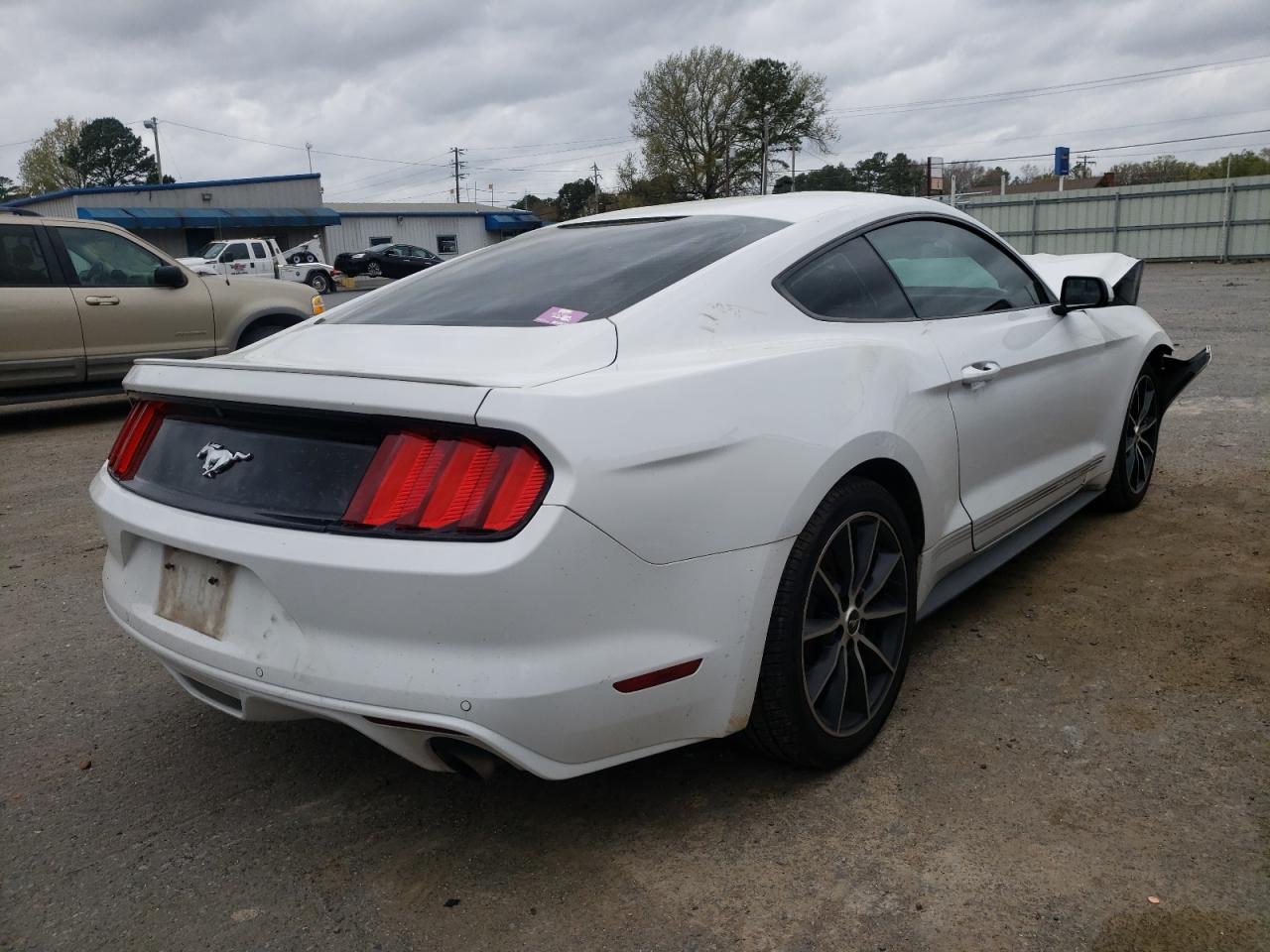 Photo 4 from auction – 2016 FORD MUSTANG with VIN 1FA6P8TH2G5240899