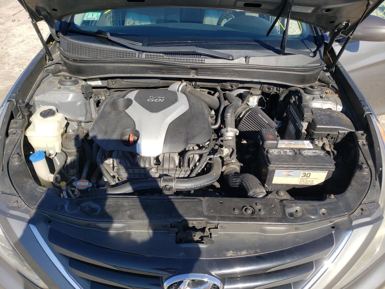 Photo 7 from auction – 2012 HYUNDAI SONATA SE with VIN 5NPEC4AB2CH414280