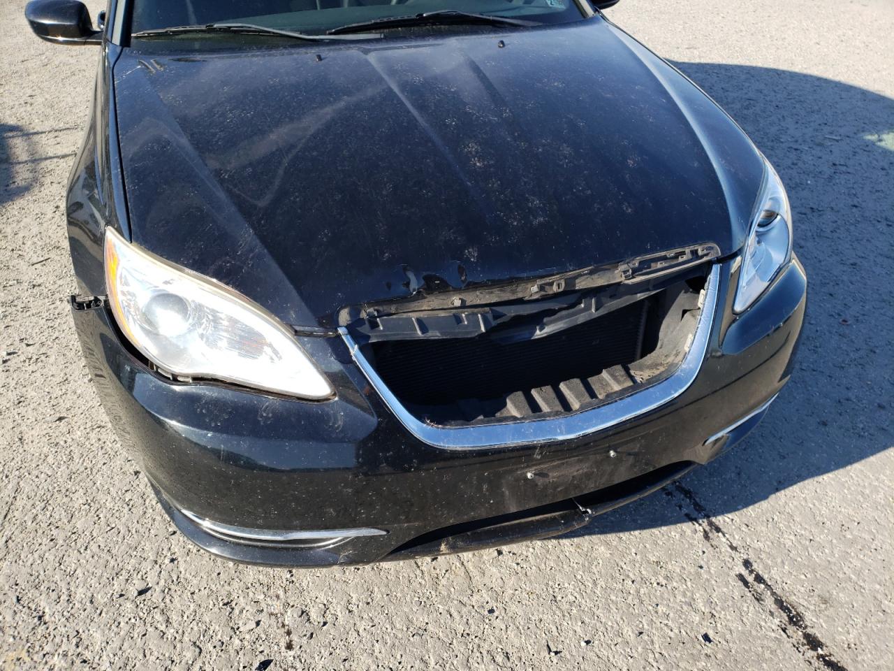 Photo 9 from auction – 2012 CHRYSLER 200 LX with VIN 1C3CCBABXCN282630