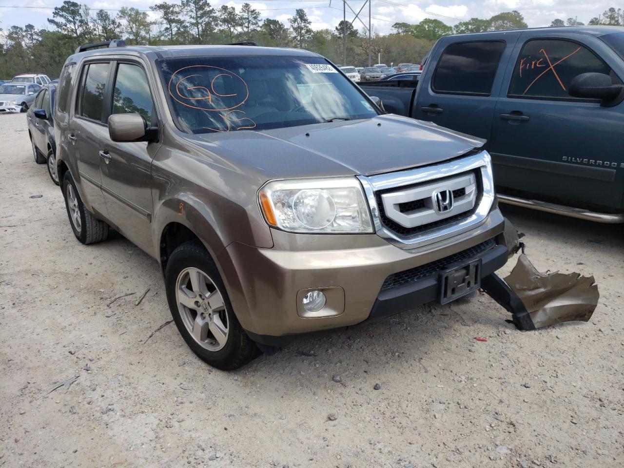 HONDA PILOT EXL 2011 with VIN 5FNYF3H56BB009731 - Photo from auction