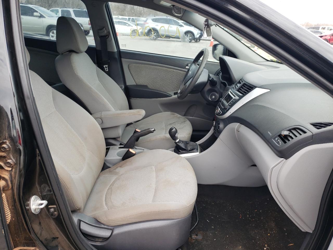 Photo 5 from auction – 2014 HYUNDAI ACCENT GLS with VIN KMHCT5AE4EU158980