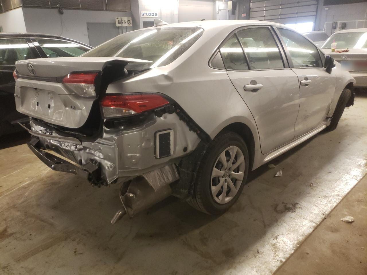Photo 4 from auction – 2021 TOYOTA COROLLA LE with VIN JTDEPMAEXMJ186729