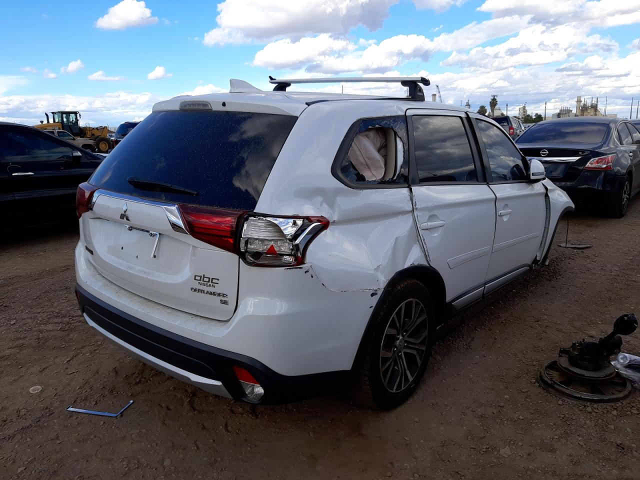 Photo 4 from auction – 2018 MITSUBISHI OUTLANDER with VIN JA4AD3A3XJZ022310