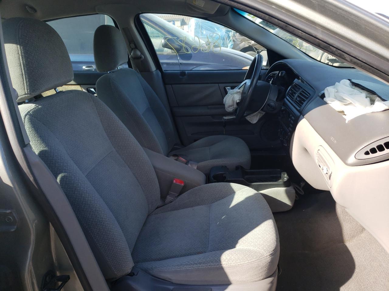 Photo 5 from auction – 2001 FORD TAURUS LX with VIN 1FAFP52U81A159580