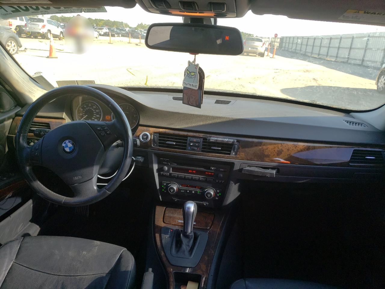Photo 9 from auction – 2007 BMW 328 I with VIN WBAVA37567NE28240