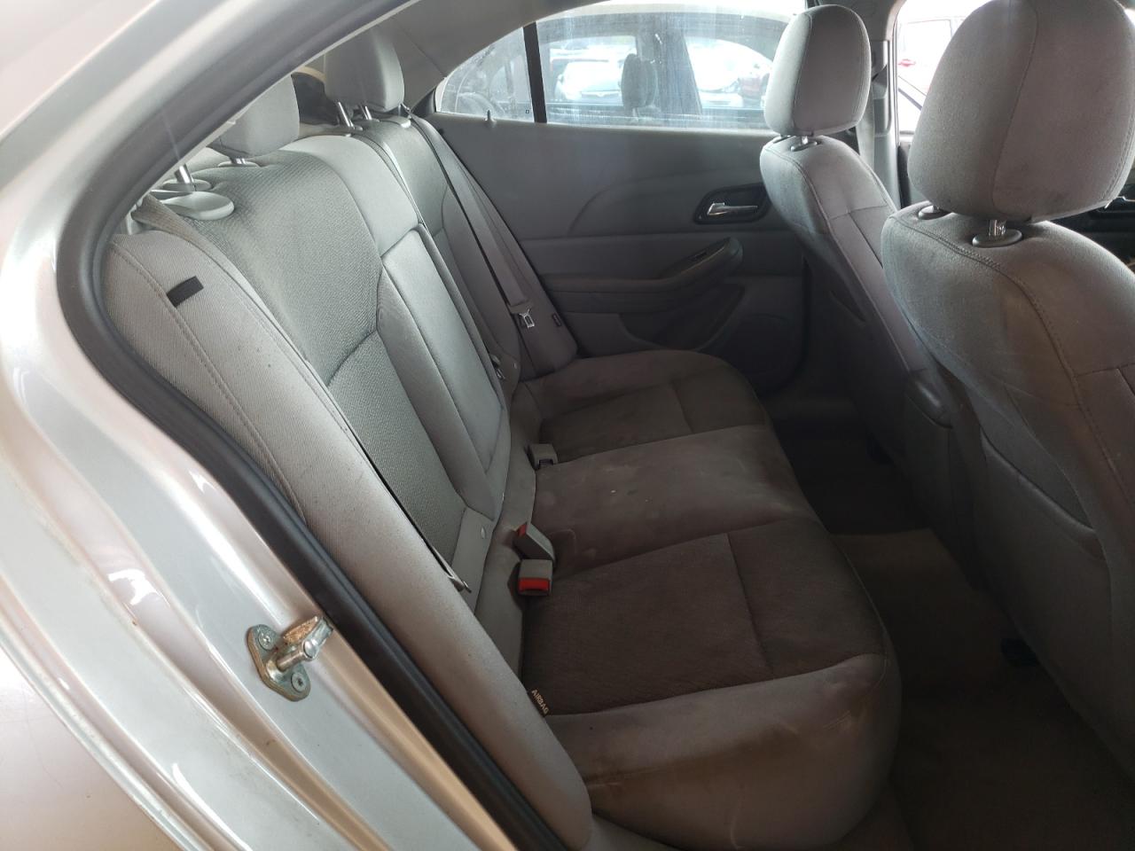 Photo 6 from auction – 2015 CHEVROLET MALIBU LS with VIN 1G11A5SL7FF176614