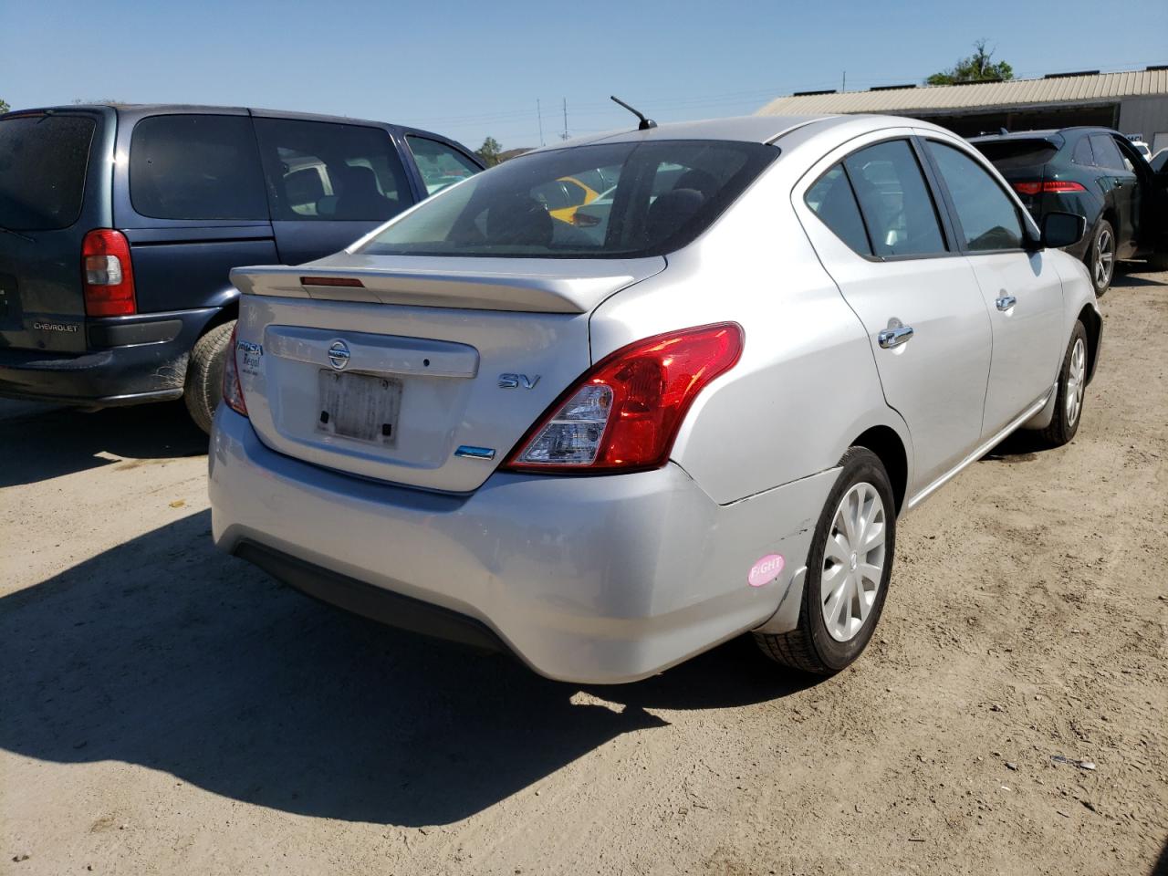 Photo 4 from auction – 2016 NISSAN VERSA S with VIN 3N1CN7AP2GL853860