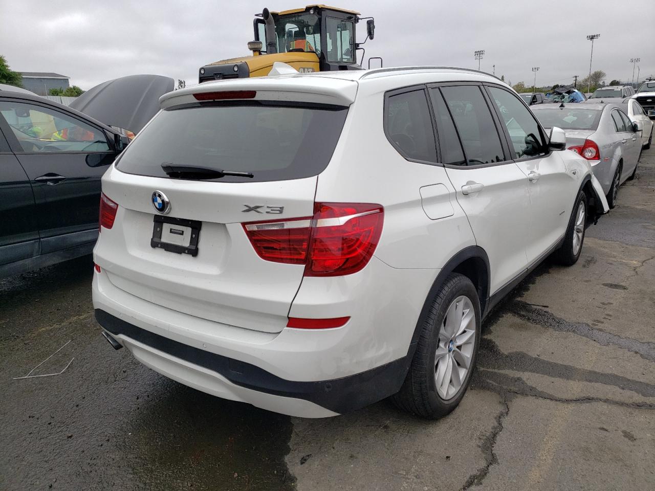 Photo 4 from auction – 2015 BMW X3 XDRIVE2 with VIN 5UXWX9C52F0D61399