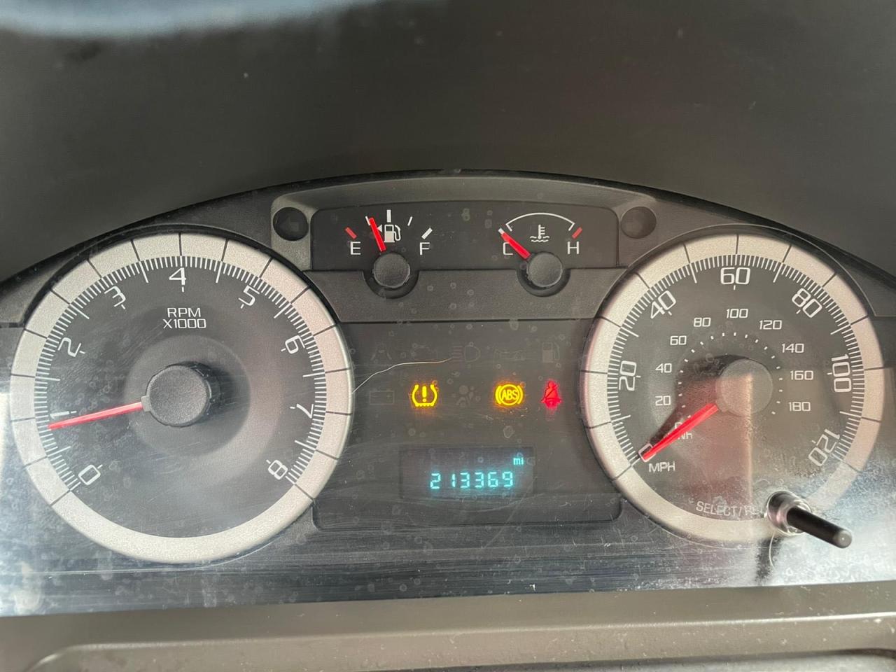 Photo 8 from auction – 2008 FORD ESCAPE XLT with VIN 1FMCU93128KB75744
