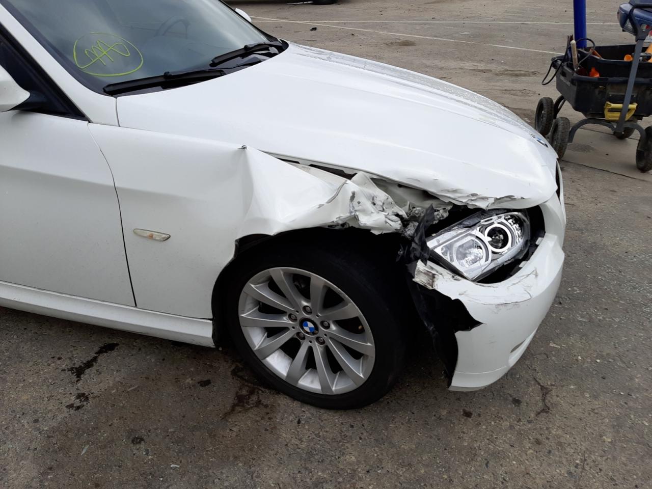 Photo 9 from auction – 2011 BMW 328 I SULE with VIN WBAPH5G58BNM74996