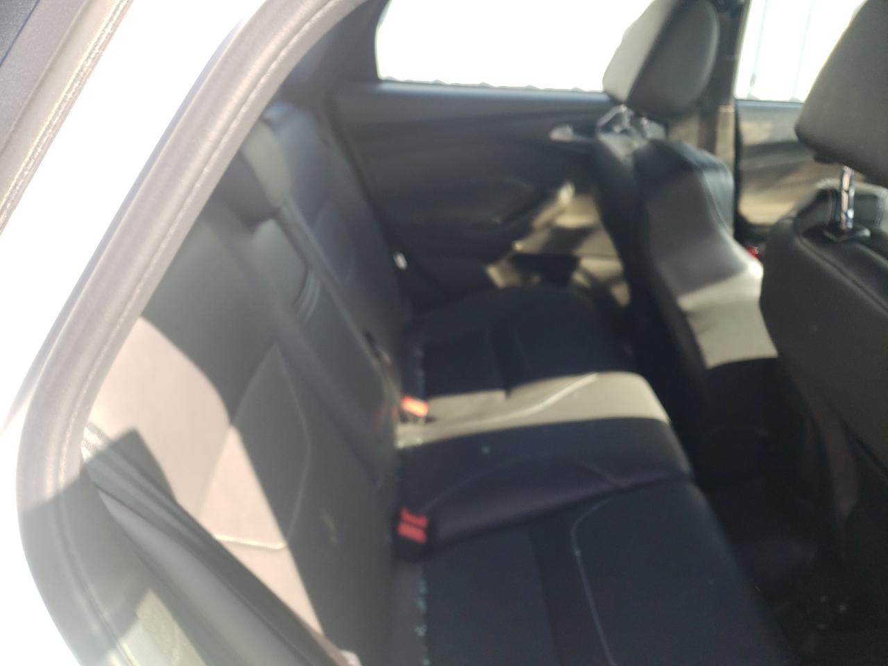 Photo 6 from auction – 2016 FORD FOCUS ST with VIN 1FADP3L96GL354337