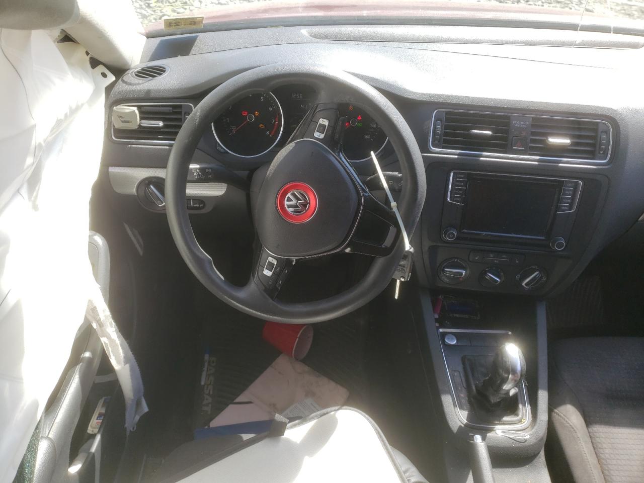 Photo 9 from auction – 2016 VOLKSWAGEN JETTA SE with VIN 3VWD67AJ3GM245752
