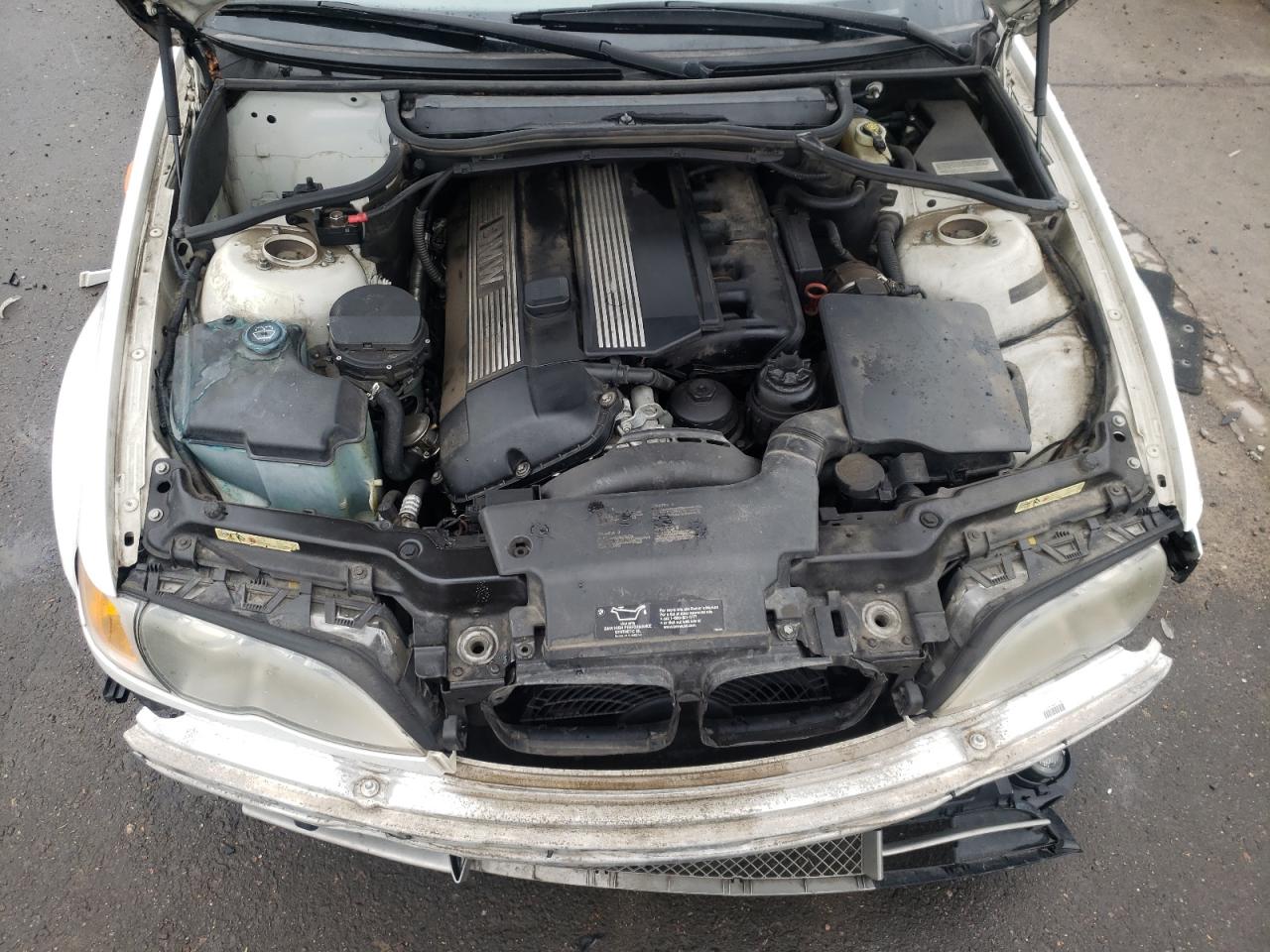 Photo 7 from auction – 2003 BMW 330 I with VIN WBAEV534X3KM27307