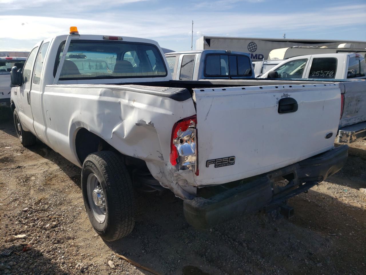 Photo 3 from auction – 2001 FORD F250 SUPER with VIN 1FTNX20L21ED75299