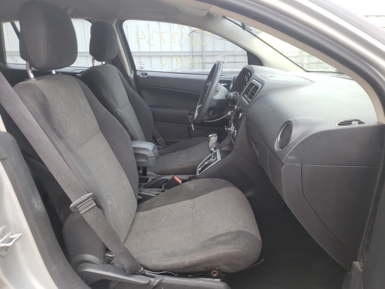 Photo 5 from auction – 2010 DODGE CALIBER SX with VIN 1B3CB4HA4AD647735