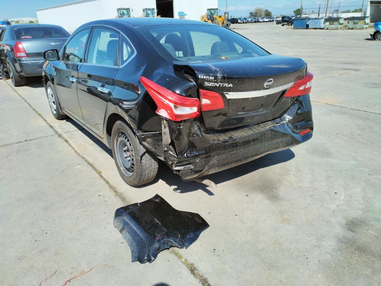 Photo 3 from auction – 2017 NISSAN SENTRA S with VIN 3N1AB7AP3HY258326