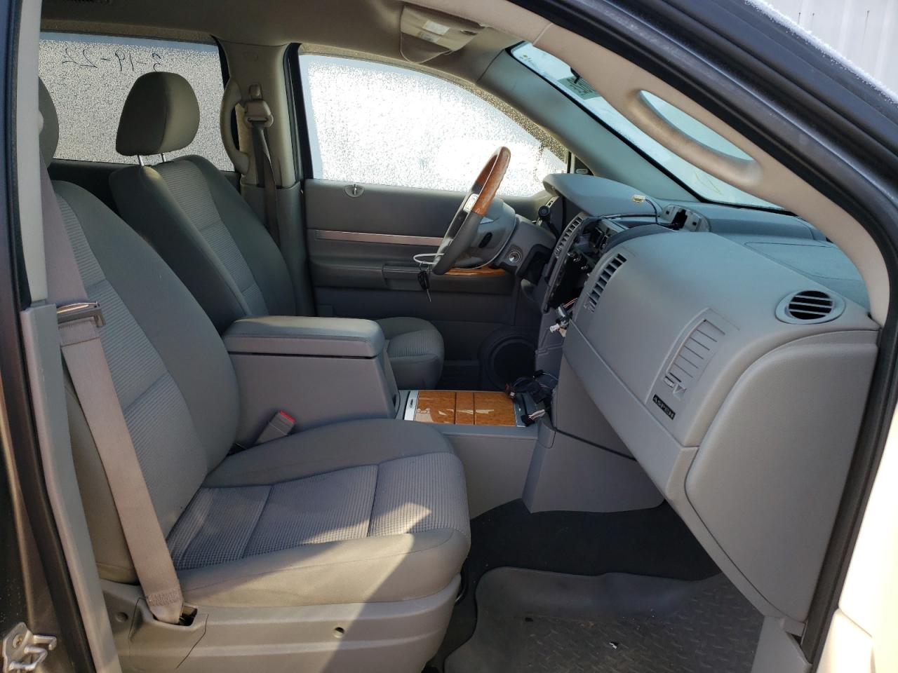 Photo 5 from auction – 2008 CHRYSLER ASPEN LIMI with VIN 1A8HW58N28F116946
