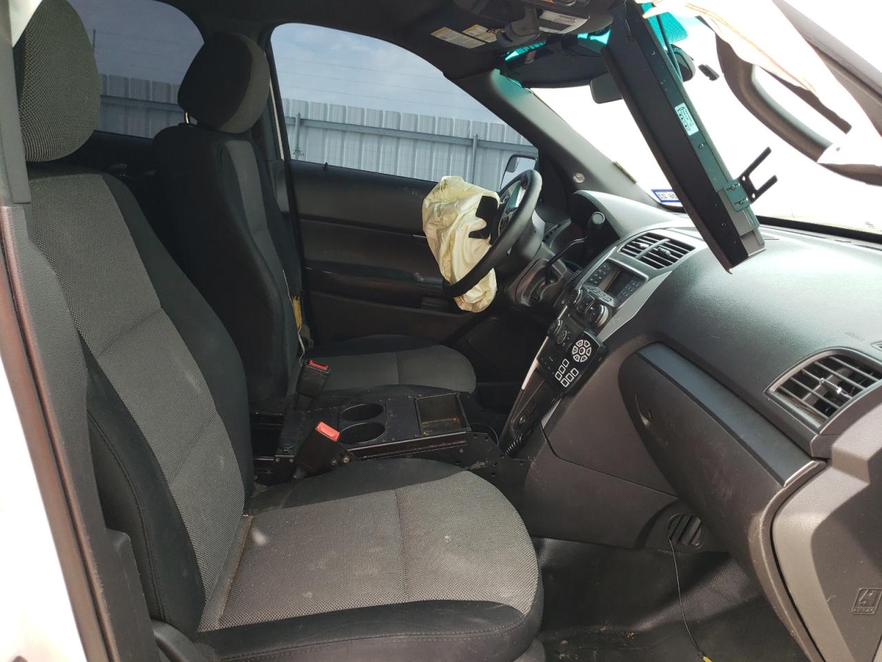 Photo 5 from auction – 2014 FORD EXPLORER P with VIN 1FM5K8AR9EGB69245