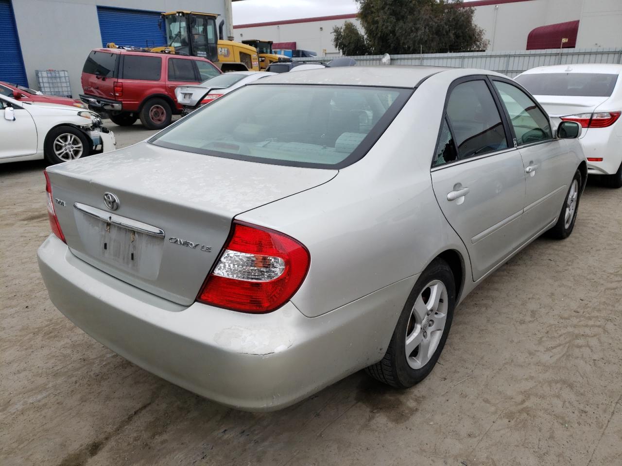 Photo 4 from auction – 2004 TOYOTA CAMRY LE with VIN 4T1BE32K24U889176