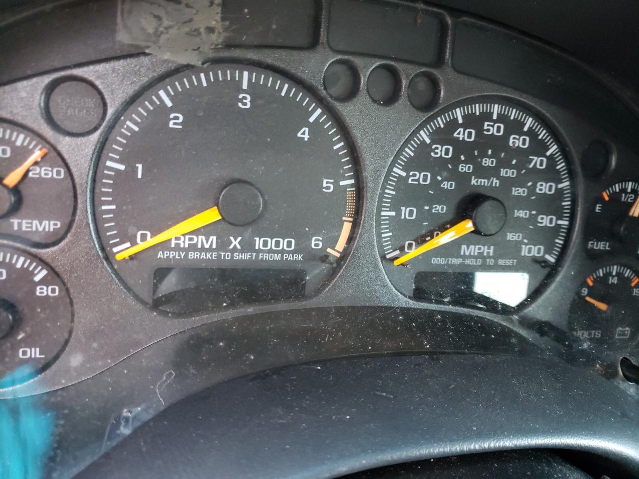 Photo 8 from auction – 2001 CHEVROLET BLAZER with VIN 1GNDT13WX12176128