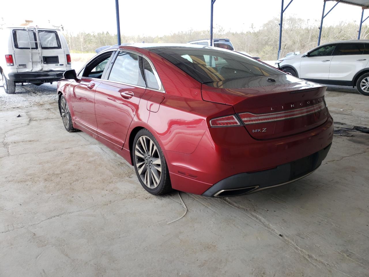 Photo 3 from auction – 2017 LINCOLN MKZ RESERV with VIN 3LN6L5EC3HR613190