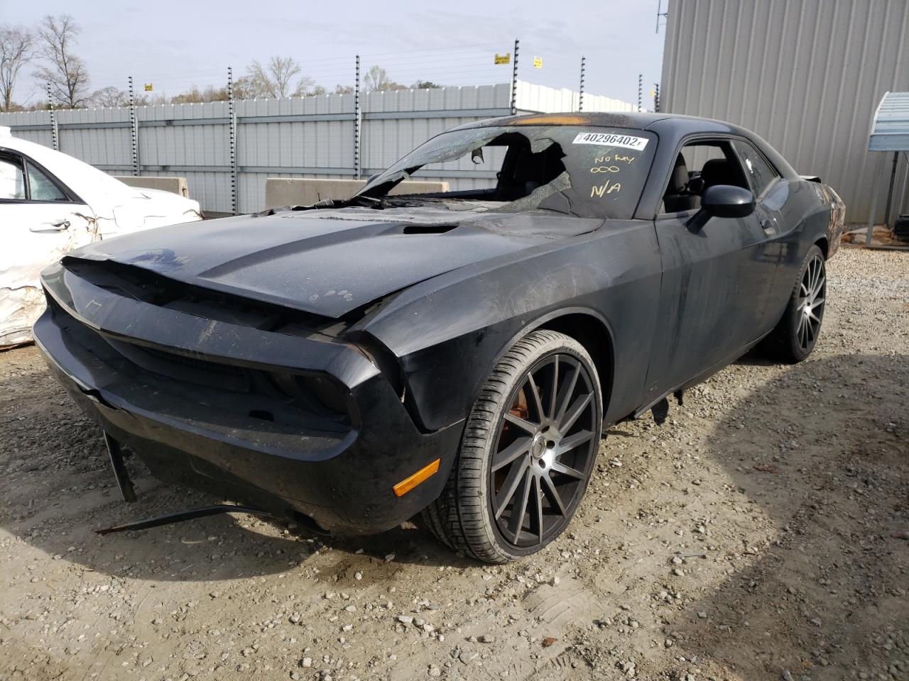 Photo 2 from auction – 2014 DODGE CHALLENGER with VIN 2C3CDYBT2EH136774