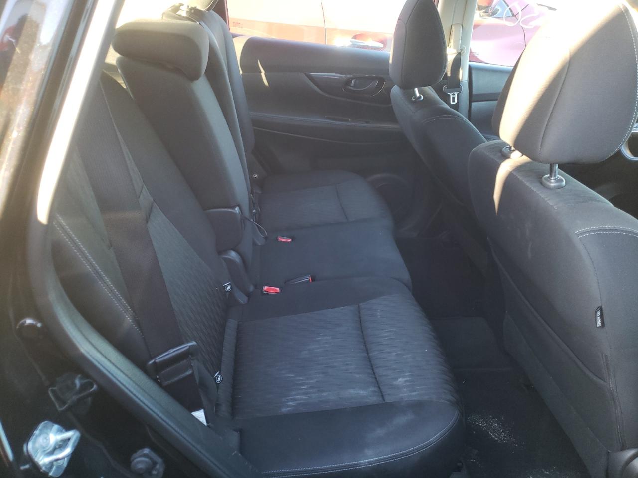 Photo 6 from auction – 2020 NISSAN ROGUE S with VIN KNMAT2MV2LP535663