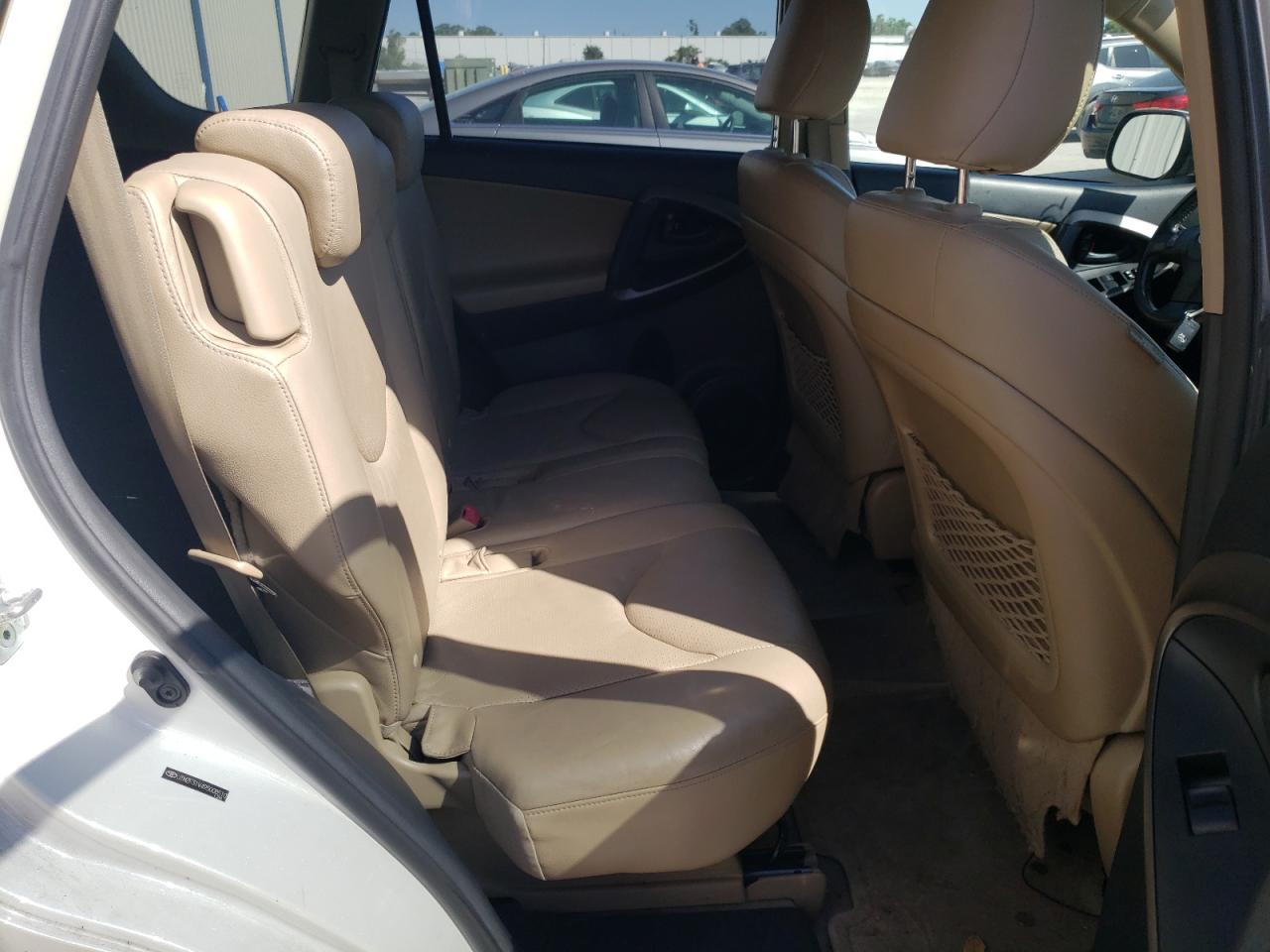 Photo 6 from auction – 2009 TOYOTA RAV4 LIMIT with VIN JTMZF31V495008510