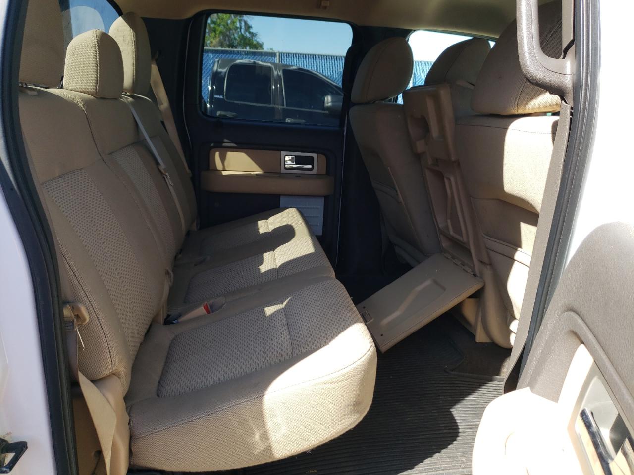 Photo 6 from auction – 2011 FORD F150 SUPER with VIN 1FTFW1ET9BFD22489