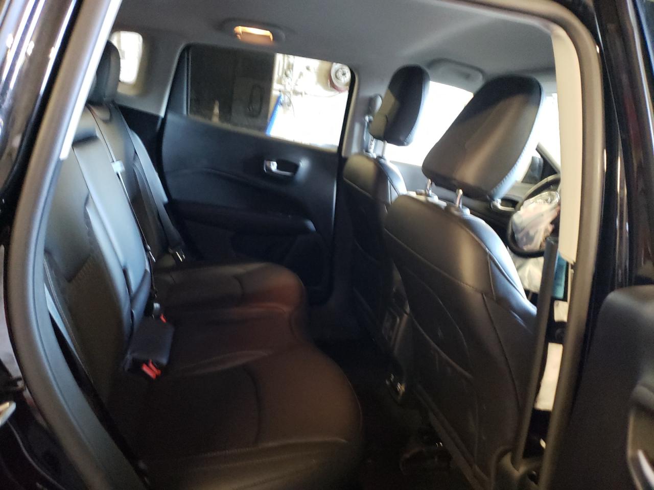 Photo 6 from auction – 2021 JEEP COMPASS LA with VIN 3C4NJDBB1MT547697