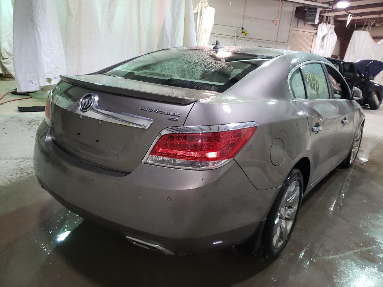 Photo 4 from auction – 2010 BUICK LACROSSE C with VIN 1G4GE5EV1AF247748