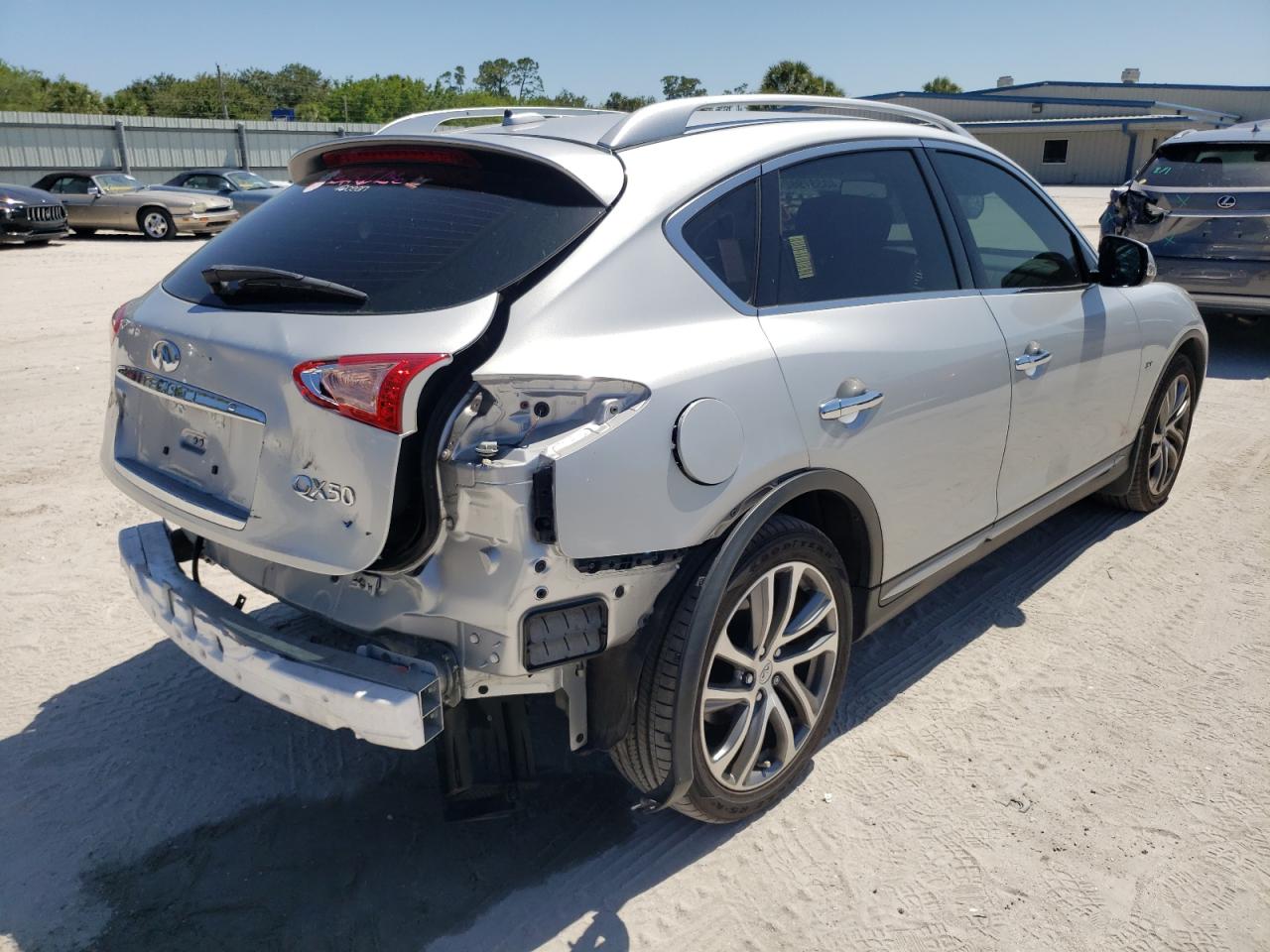 Photo 4 from auction – 2017 INFINITI QX50 with VIN JN1BJ0RP9HM382333