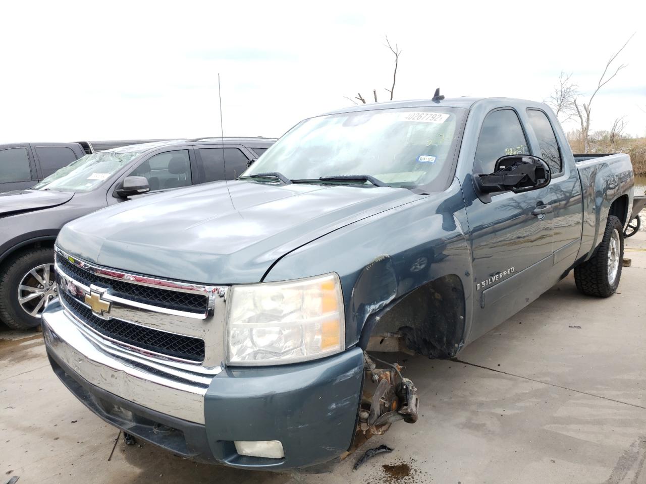 Photo 2 from auction – 2007 CHEVROLET SILVERADO with VIN 2GCEC19J171655510