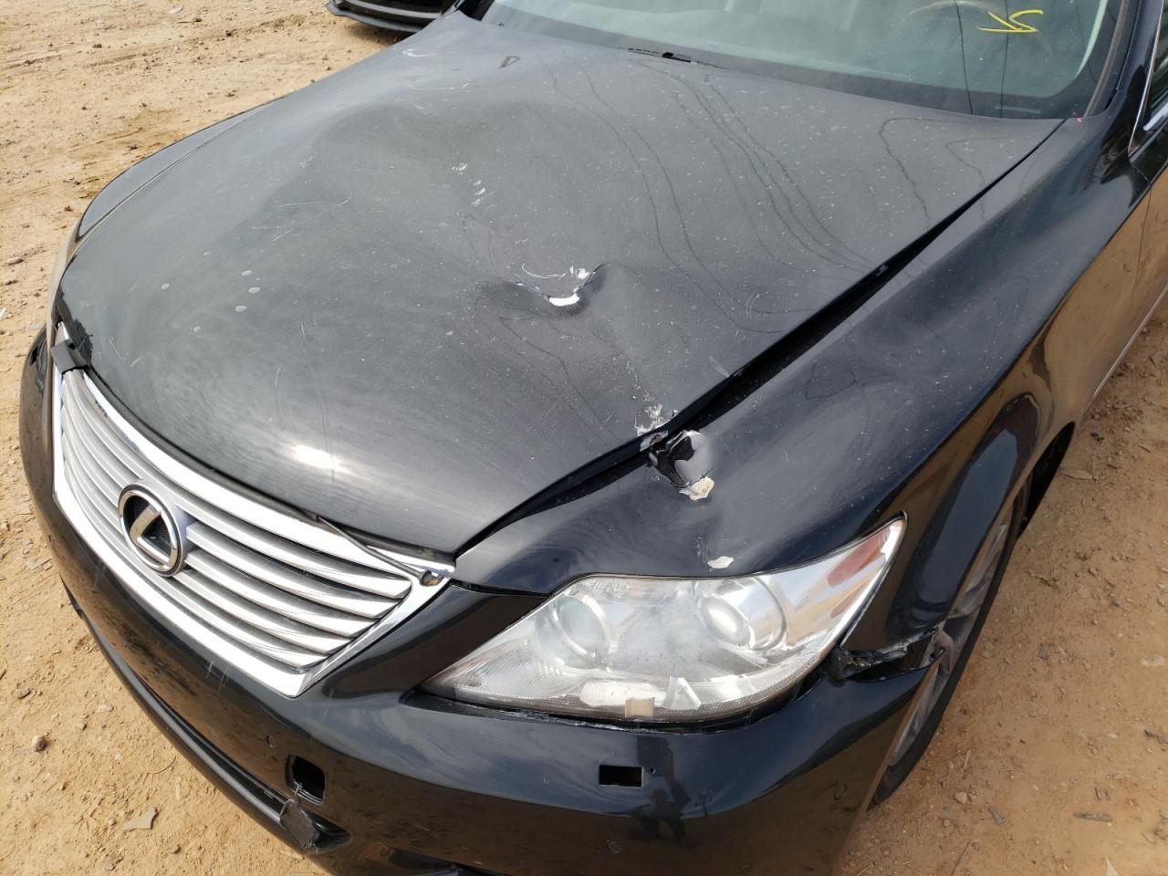 Photo 9 from auction – 2011 LEXUS LS 460L with VIN JTHDL5EF6B5003945