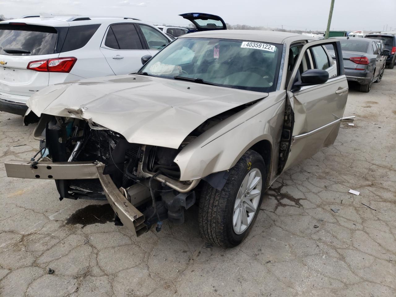 Photo 2 from auction – 2008 CHRYSLER 300 LX with VIN 2C3KA43R68H169278