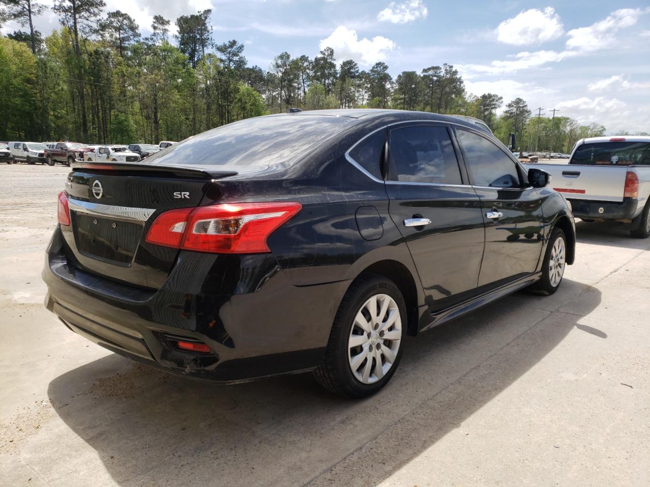 Photo 4 from auction – 2017 NISSAN SENTRA S with VIN 3N1AB7AP1HY372891
