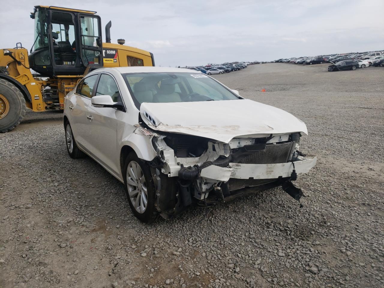 BUICK LACROSSE 2014 with VIN 1G4GB5G37EF190952 - Photo from auction