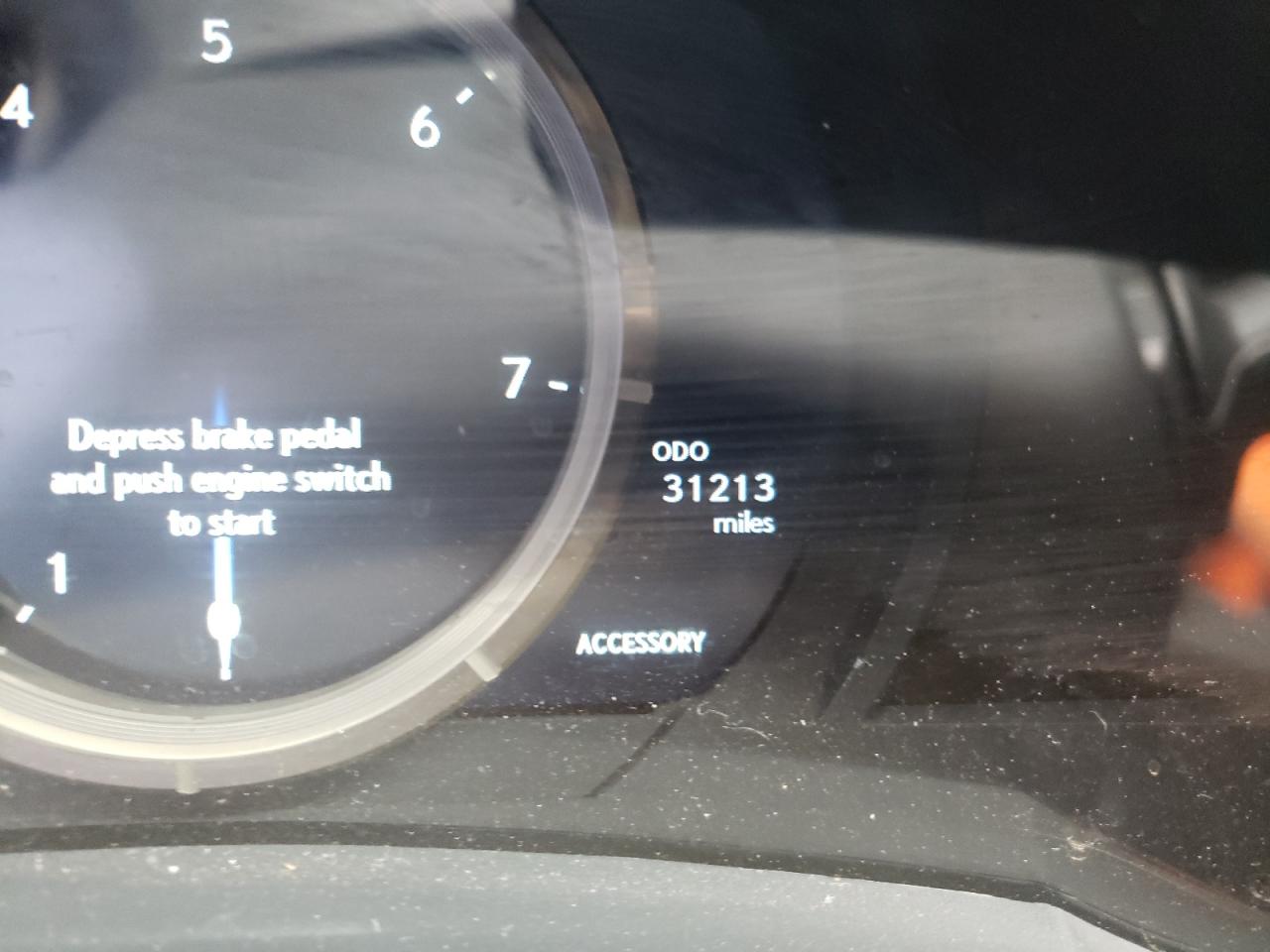 Photo 8 from auction – 2017 LEXUS RC 200T with VIN JTHHA5BC6H5005382