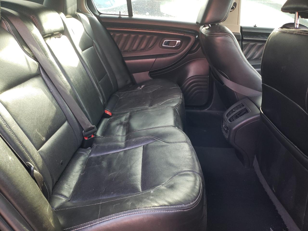 Photo 6 from auction – 2010 FORD TAURUS LIM with VIN 1FAHP2FW0AG134592
