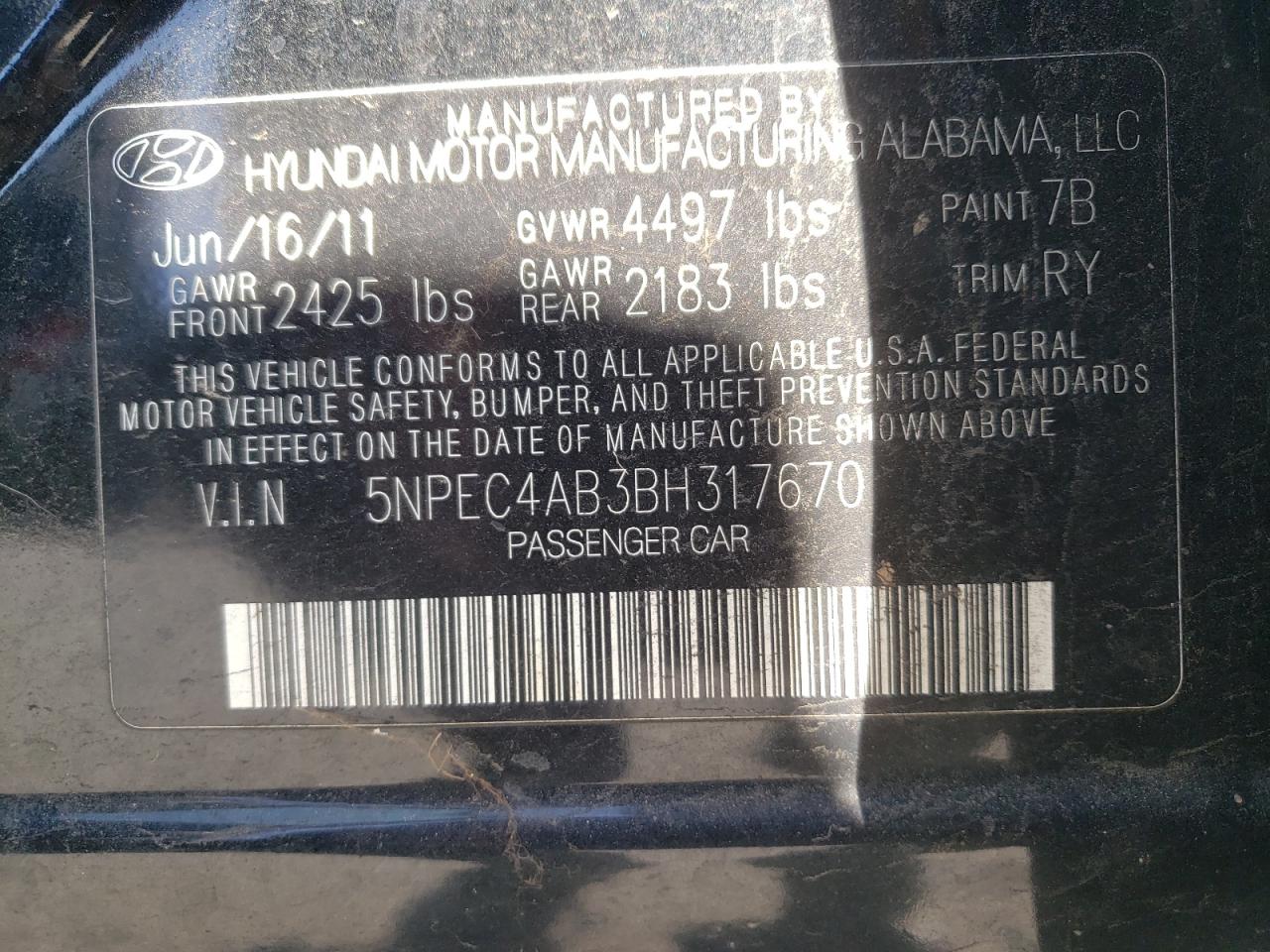 Photo 11 from auction – 2011 HYUNDAI SONATA SE with VIN 5NPEC4AB3BH317670