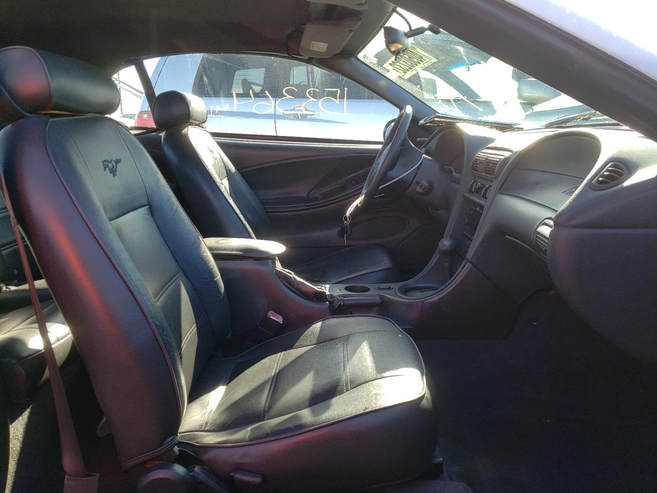 Photo 5 from auction – 2004 FORD MUSTANG with VIN 1FAFP44614F207159
