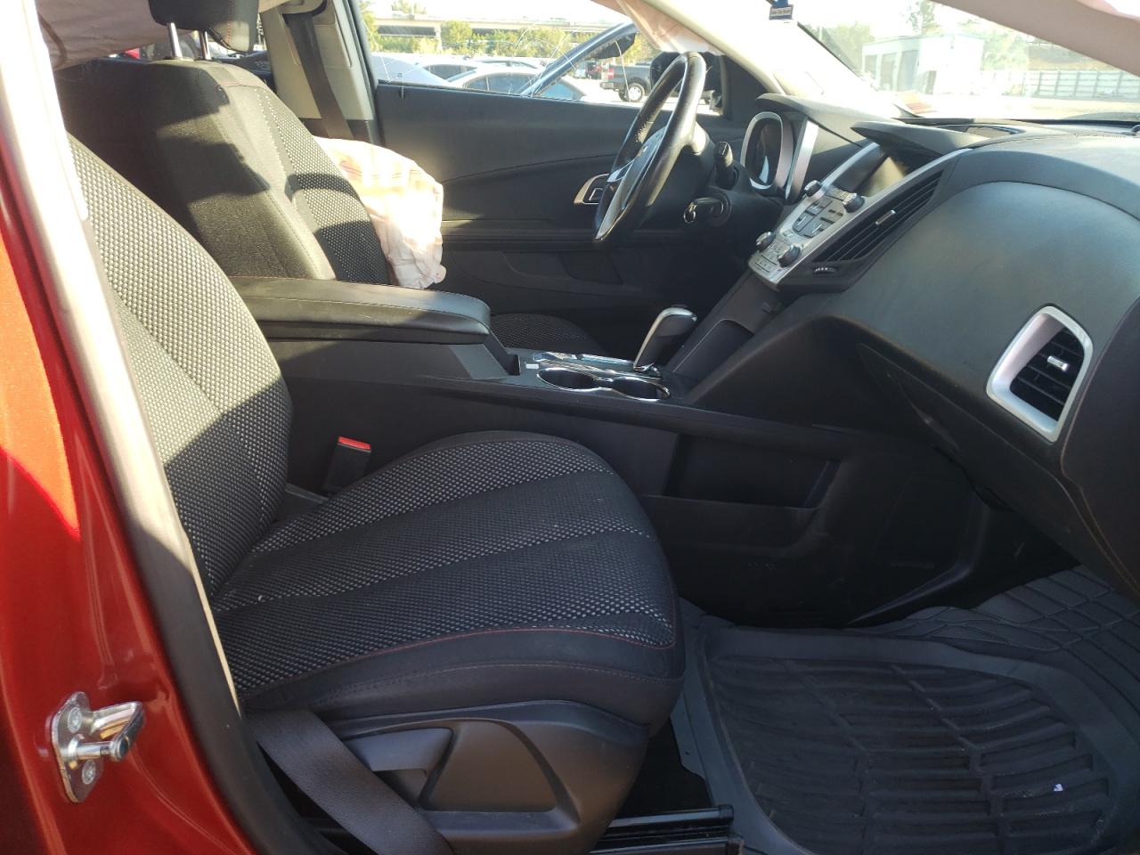 Photo 5 from auction – 2015 CHEVROLET EQUINOX LT with VIN 2GNFLGE3XF6264914