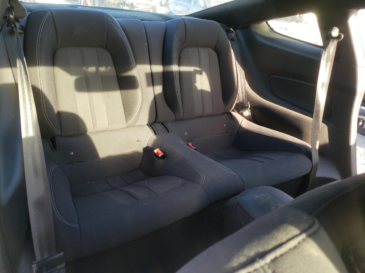Photo 6 from auction – 2019 FORD MUSTANG with VIN 1FA6P8THXK5153826