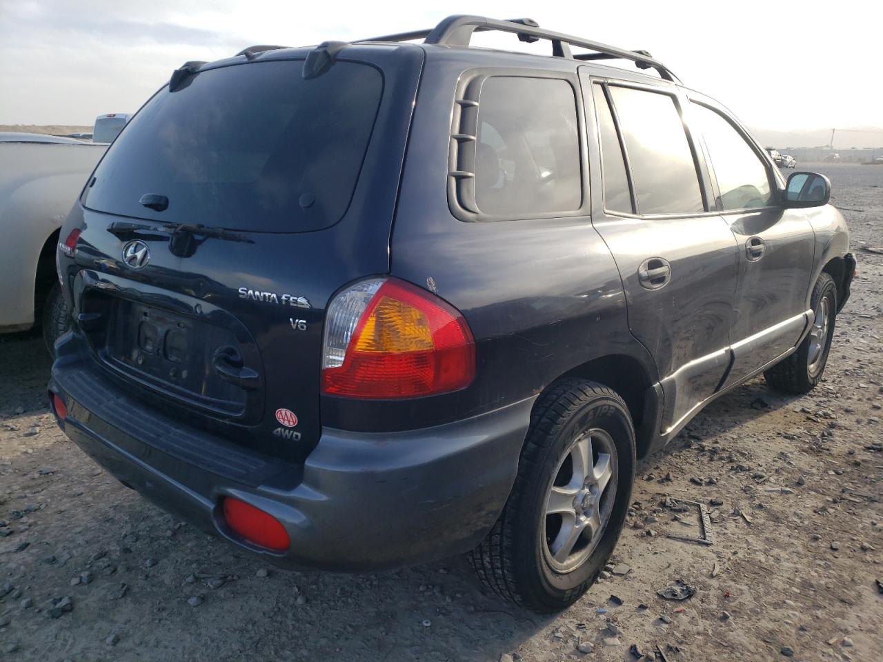 Photo 4 from auction – 2004 HYUNDAI SANTA FE G with VIN KM8SC73D34U601372