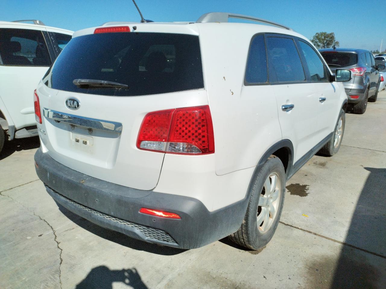 Photo 4 from auction – 2012 KIA SORENTO BA with VIN 5XYKT3A61CG297010