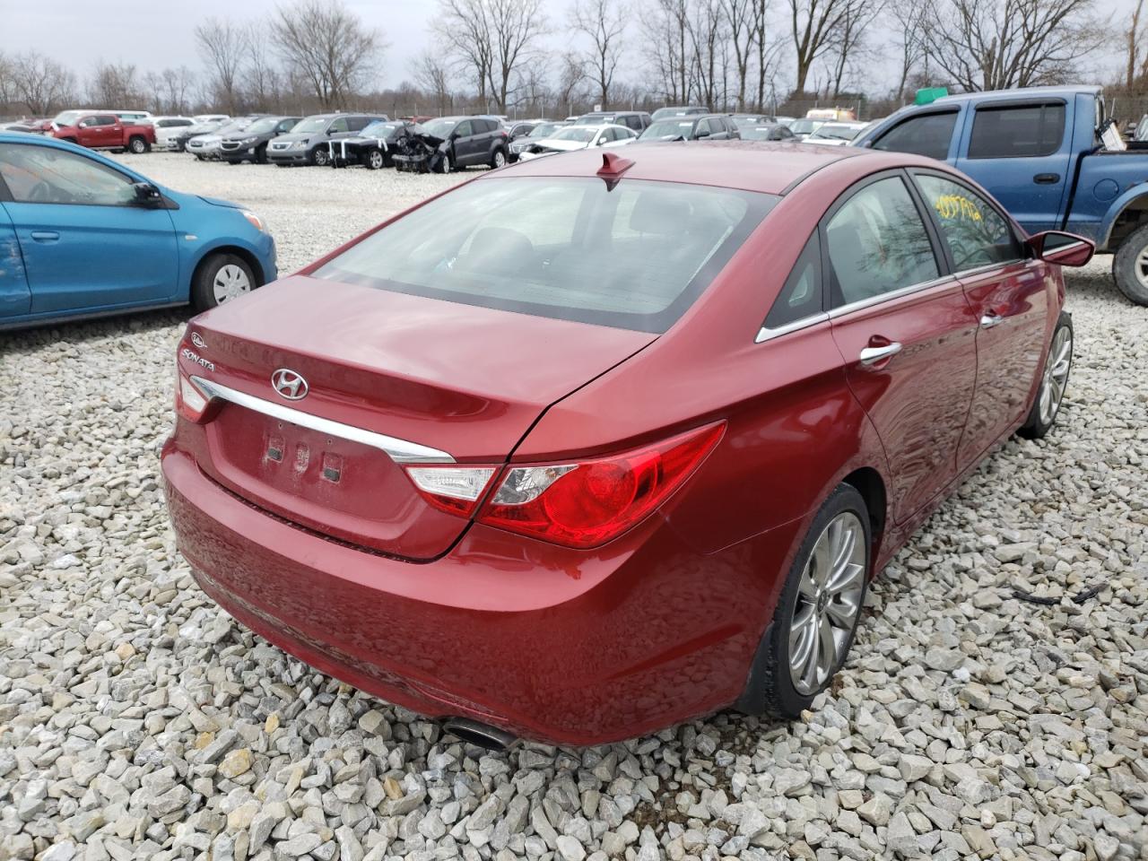 Photo 4 from auction – 2013 HYUNDAI SONATA SE with VIN 5NPEC4AC1DH542374