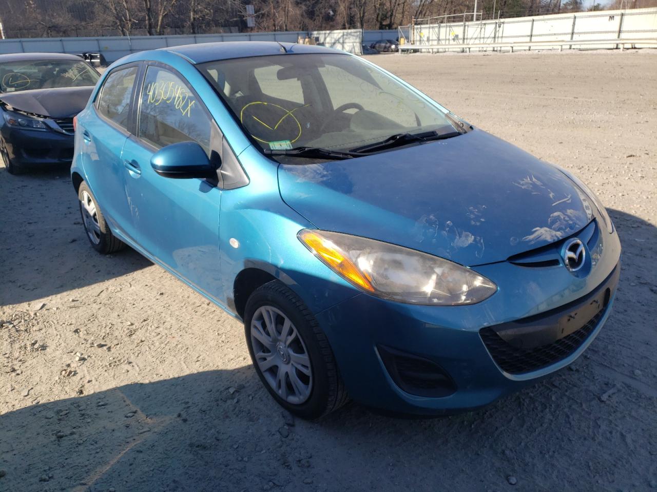 MAZDA MAZDA2 2012 with VIN JM1DE1KZ1C0142821 - Photo from auction