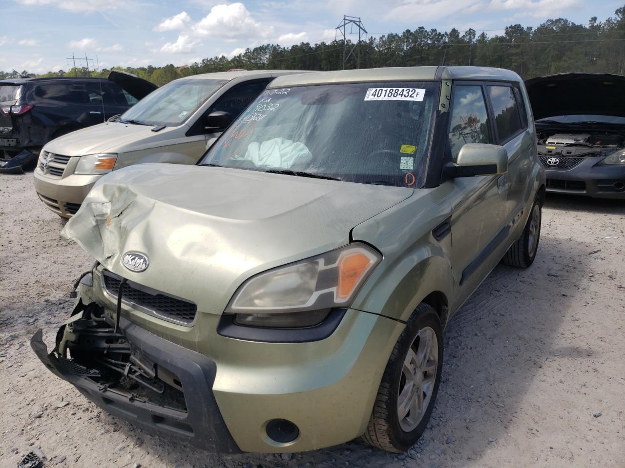 Zdjęcie 2 z aukcji – 2010 KIA SOUL + z VIN KNDJT2A2XA7068032